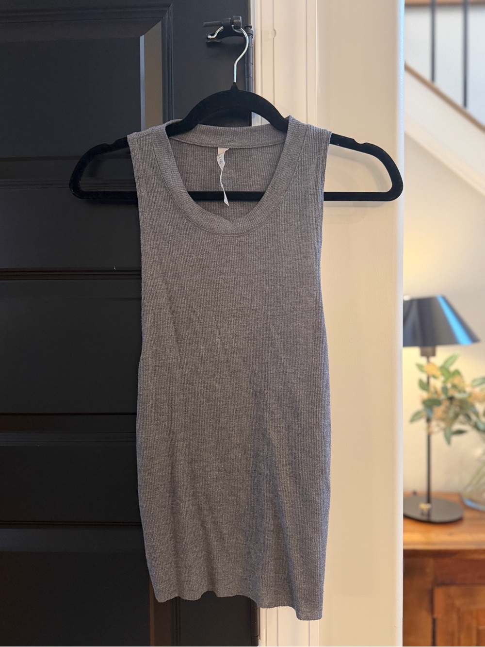 ALO tank top